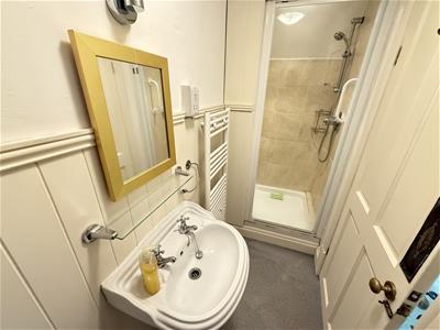 En-suite shower room